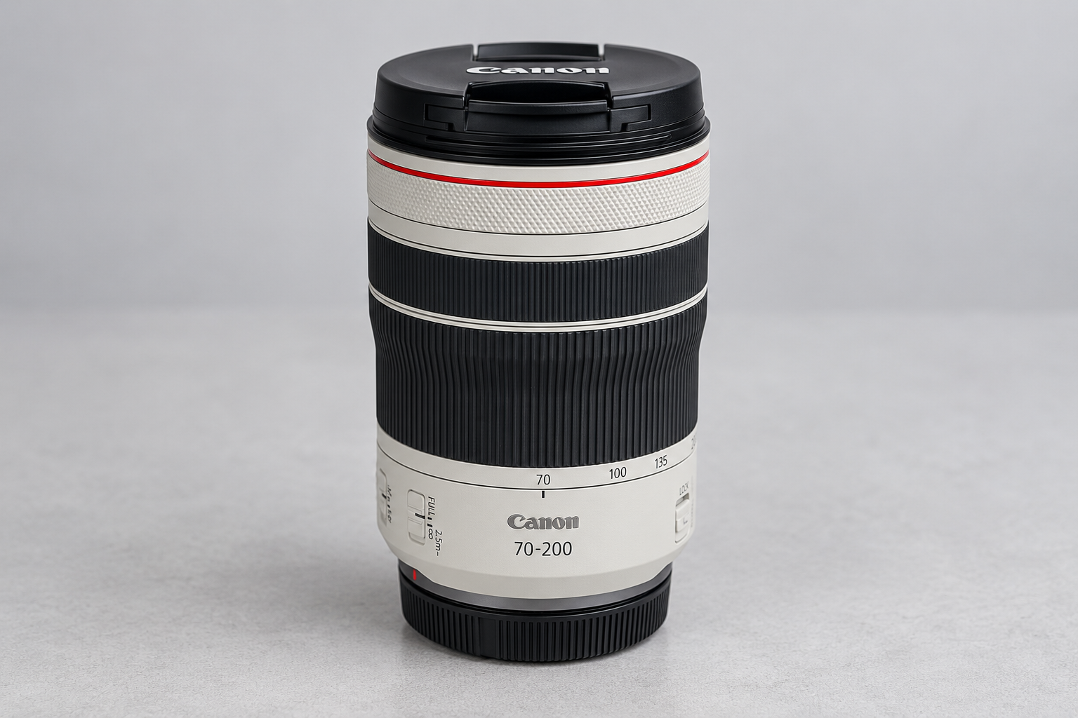 佳能RF70-200mm F4 L IS USM收纳状态型号图，短白色镜筒、三环布局与Canon/70-200标识