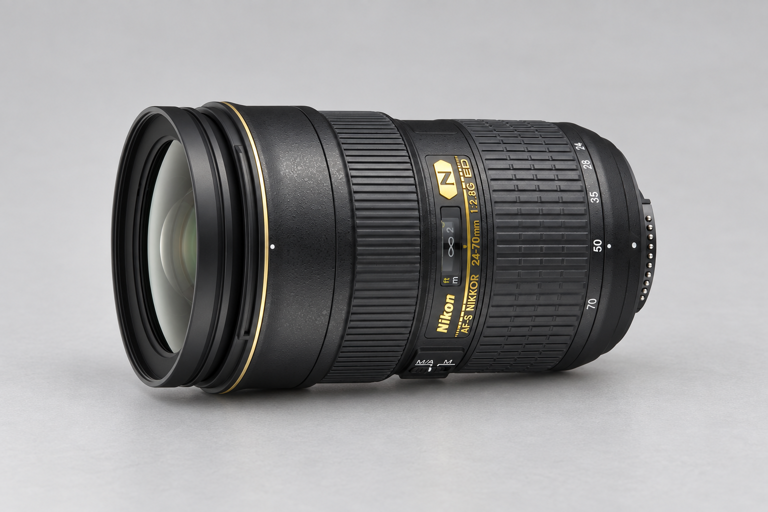 尼康 AF-S 24-70mm f/2.8G ED型号外观图