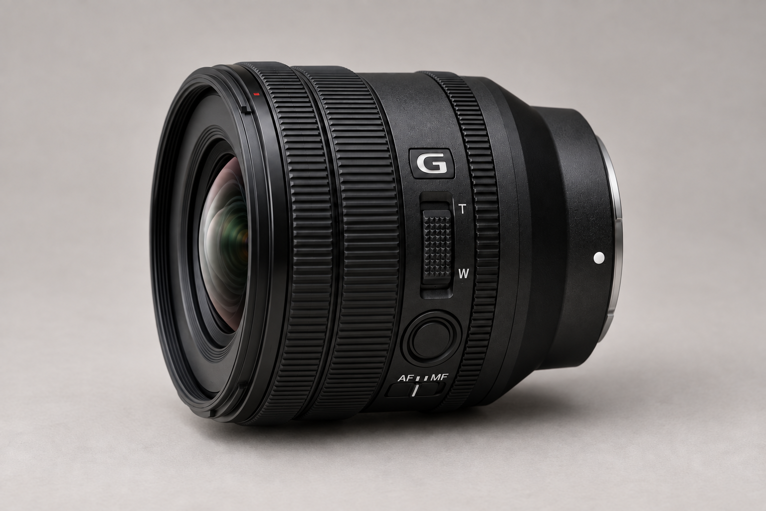 索尼 FE PZ 16-35mm f/4 G 型号外观图