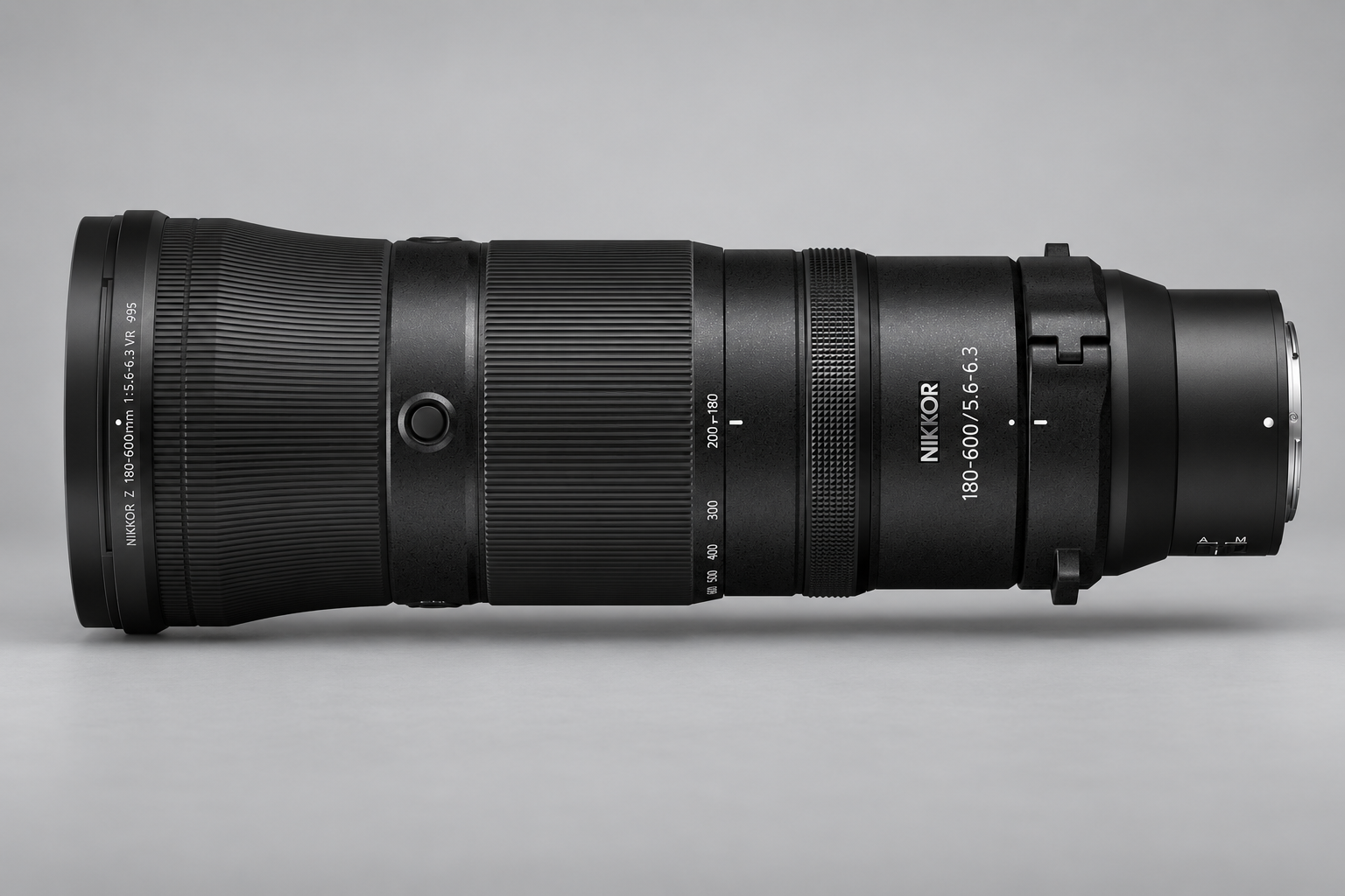 尼康 Z 180-600mm f/5.6-6.3 VR型号外观图