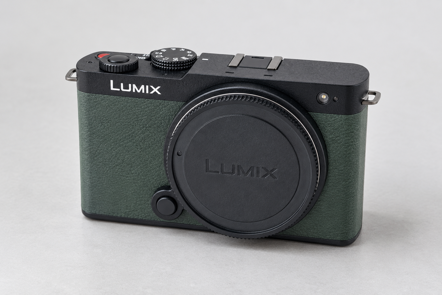 松下LUMIX S9绿色饰面单机身型号图，平顶外形与无电触点冷靴
