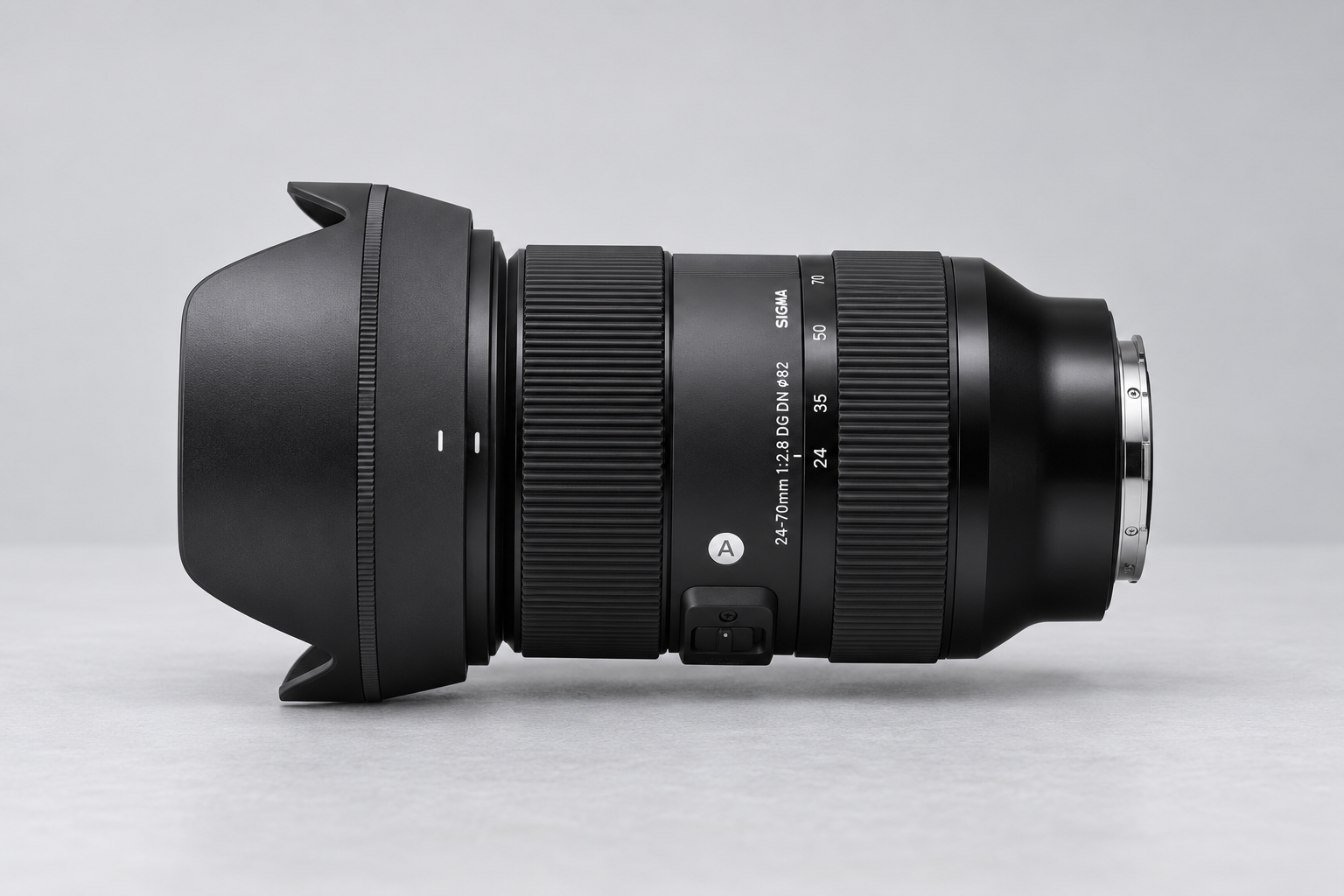 第一代适马 24-70mm DG DN Art A019及花瓣遮光罩，横版型号图